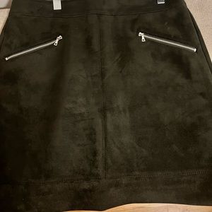 Loft brand Seamed Faux Suede Skirt size 6